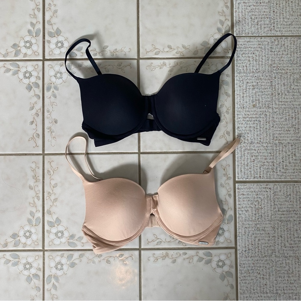 Two Pack Gilly Hicks T-Shirt Bra